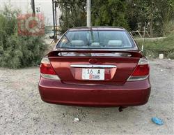 تۆیۆتا کامری